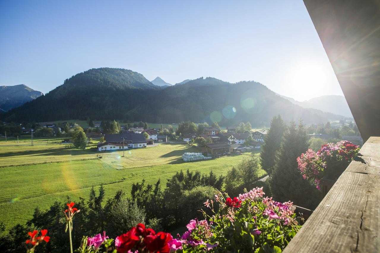 Hotel Hohenfels Tannheim Exterior photo